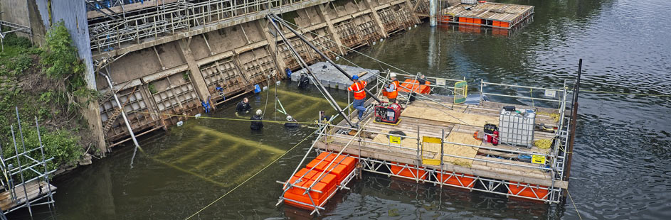 River Severn Eel Screen Intallation